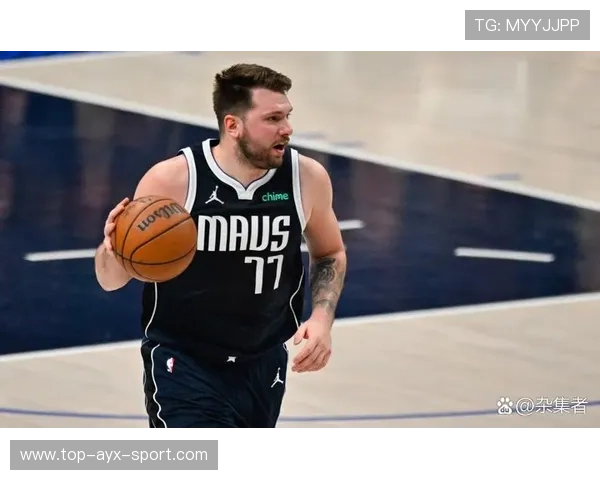 东契奇精准助攻空接得手，独行侠连得六分